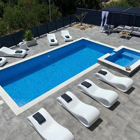Spe Hvar *