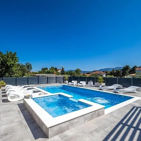 Spe Hvar Villa Sućuraj